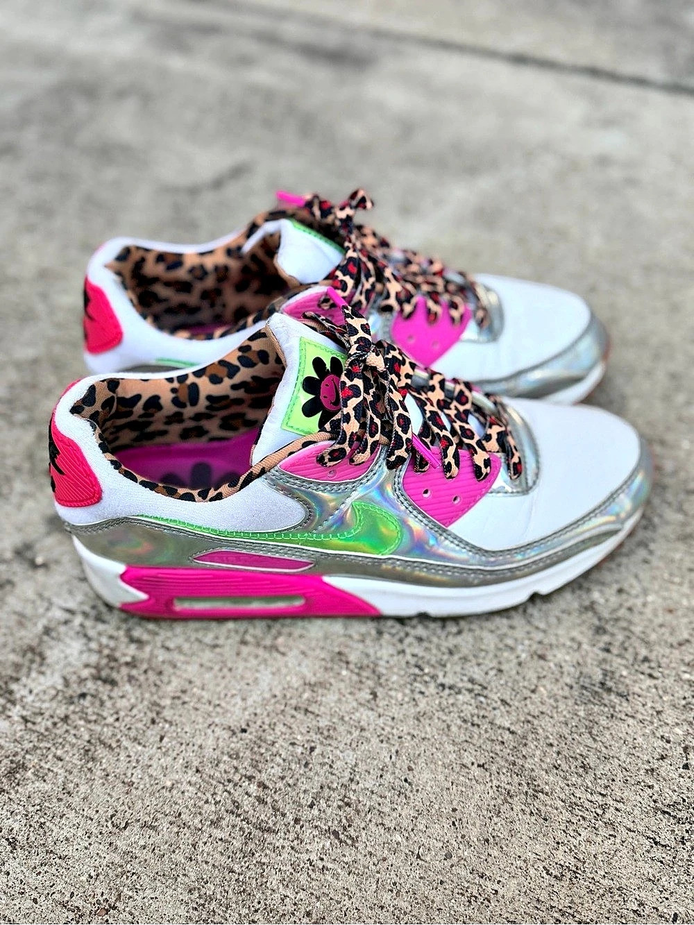 Nike Air Max 90 LX Laser Fuchsia Women's Sneakers US 8.5